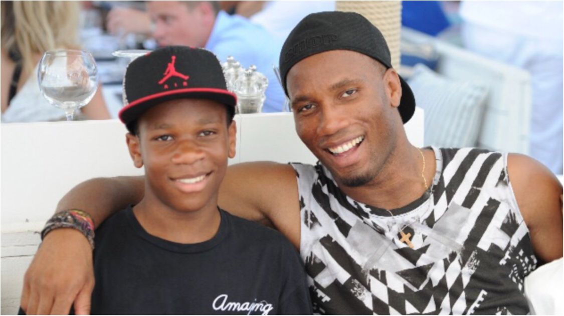 Ісаак Дрогба народився 15 грудня 2000 року у Парижі - фото 1