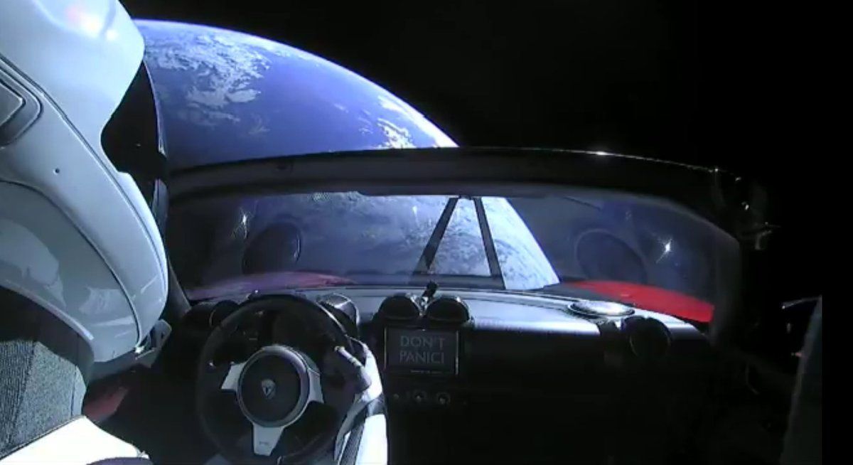 Ентузіаст створив сайт для спостереження за Tesla в космосі в режимі реальному часі