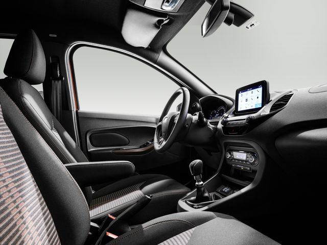 Найменший у лінійці Ford став позашляховиком - фото 225941