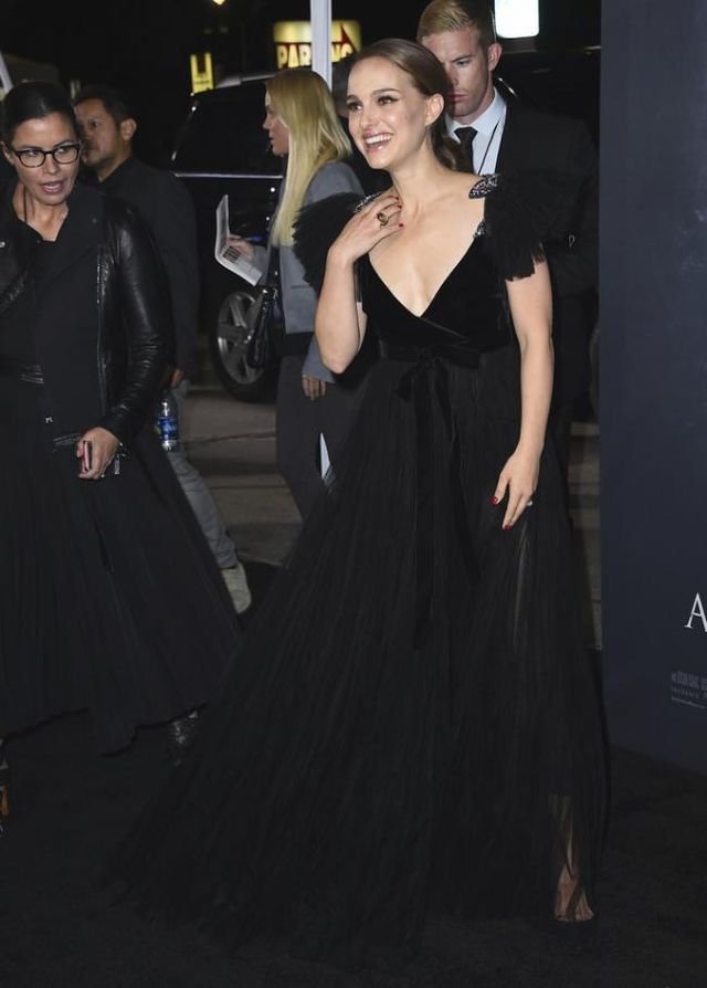 Наталі Портман захопила публіку на прем'єрі нового фільму- фото 227875