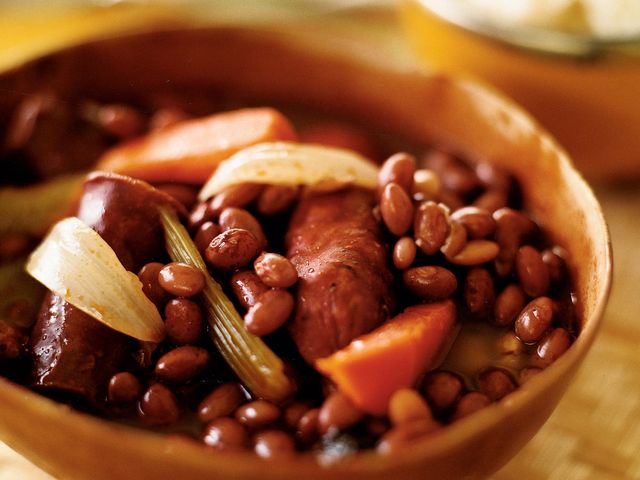 Дієтологи назвали перелік життєво необхідних продуктів - фото 229390