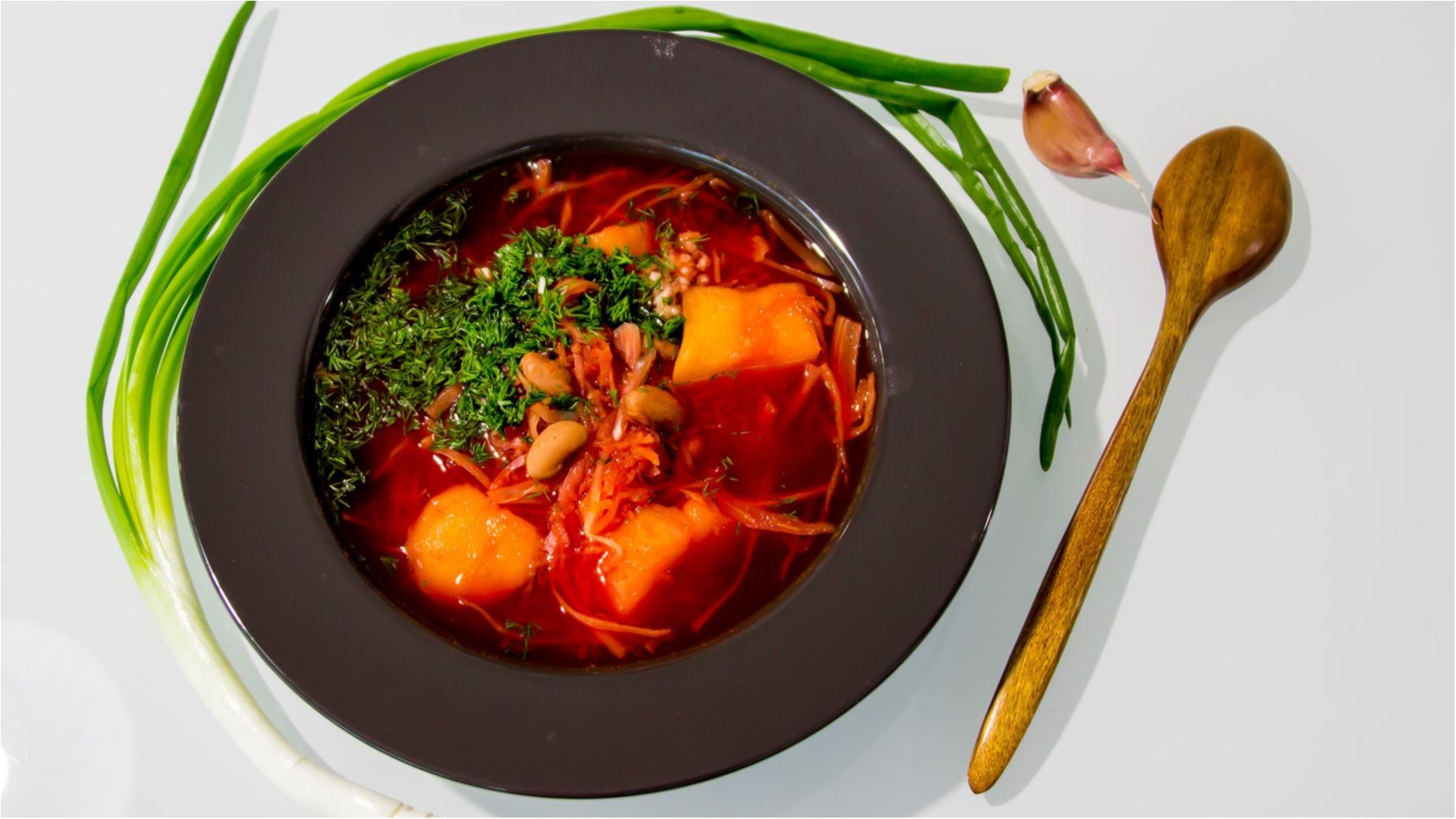 Рецепти смачного пісного борщу до Великого посту - фото 1