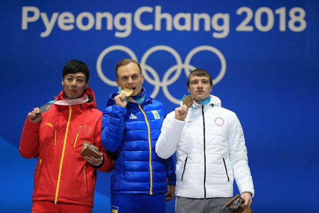 Олександр Абраменко - на найвищій сходинці п'єдесталу - фото 228839