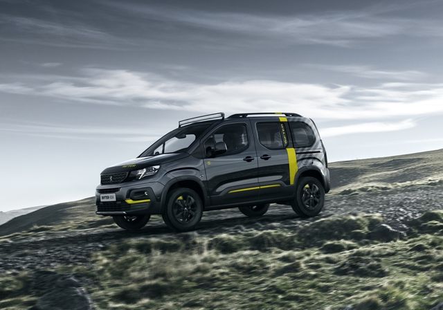 Фургон Peugeot Rifter перетворили в позашляховик для подорожей - фото 229435