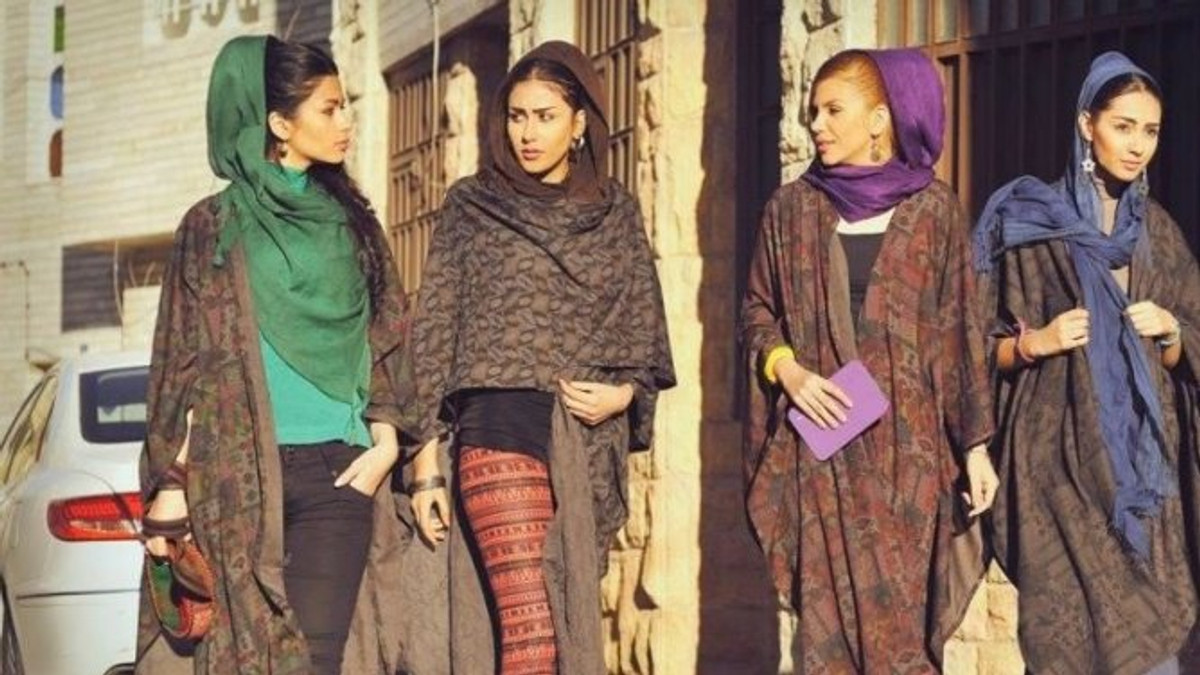 В Ірані жінка переодягнулася чоловіком, і ось чому - фото 1