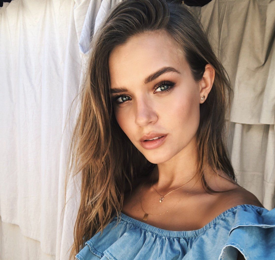 Ангели Victoria's Secret показали свою гнучкість