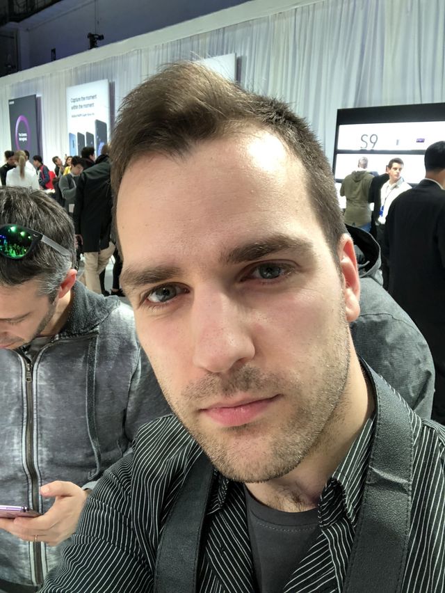 iPhone X - фото 230444