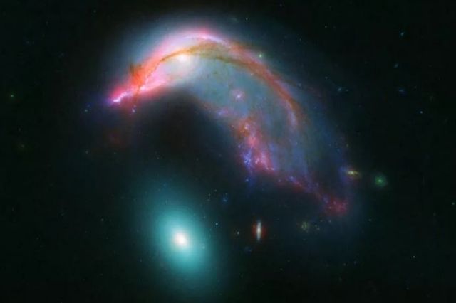 У NASA показали знімок космічного Пінгвіна- фото 226948