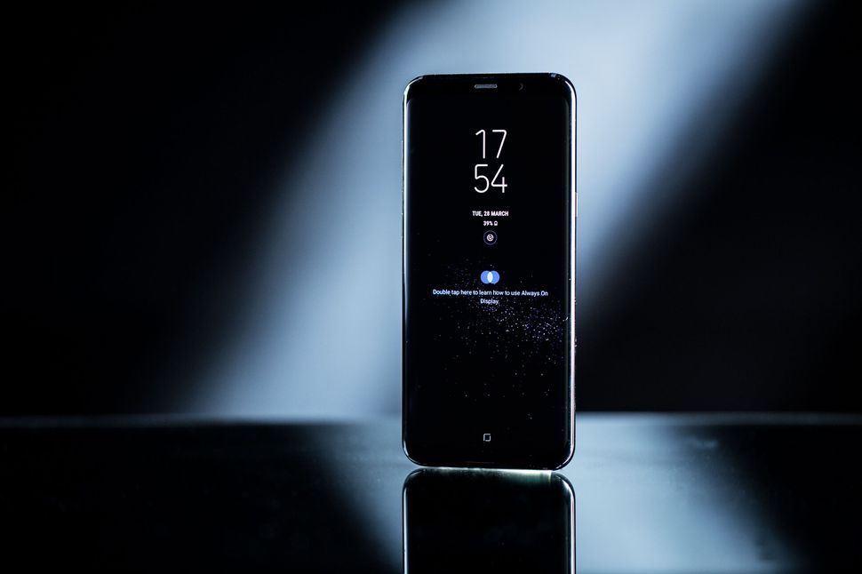 З'явилися офіційні проморолики Samsung Galaxy S9 - фото 1