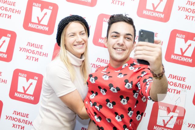 Леся Нікітюк та Майк Сайкалі - фото 225088