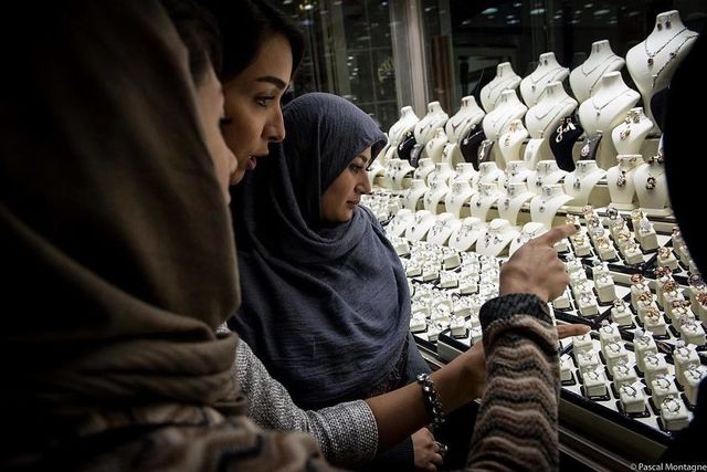 Фотограф показав реальне життя в Ірані: вражаючі кадри - фото 230738