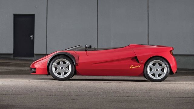 На торги виставили найдивніший Ferrari - фото 230881