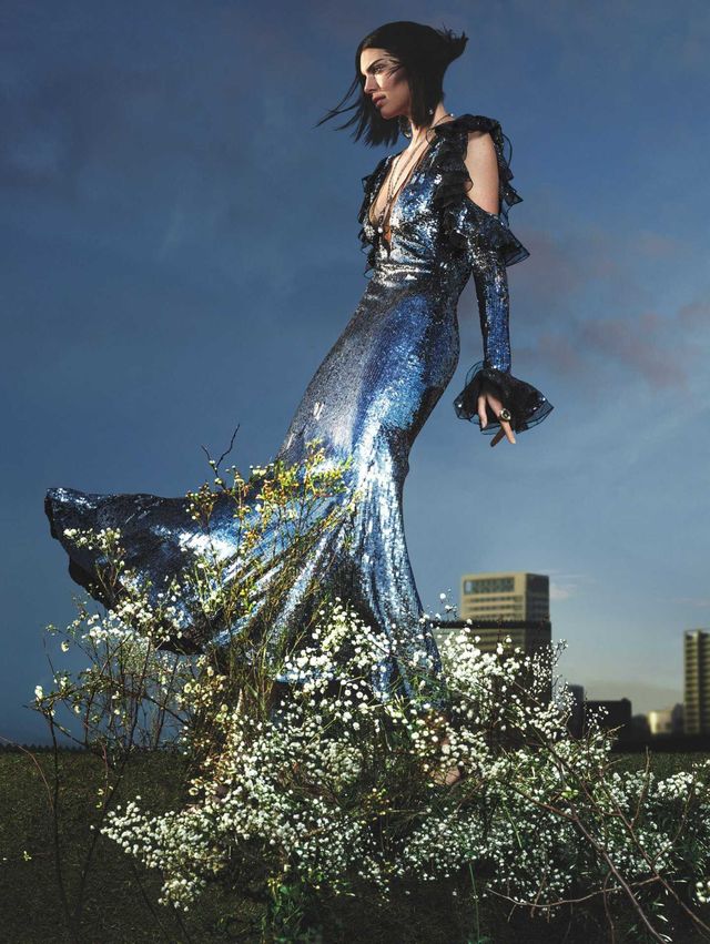 Кендалл Дженнер прикрасила обкладинку Vogue - фото 233639