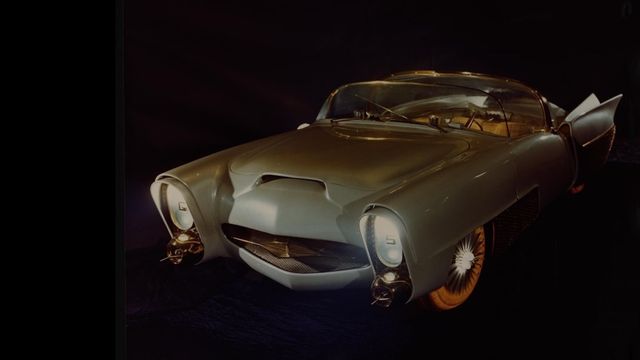 На аукціон виставлять найбільш просунутий автомобіль 1950-х - фото 233418