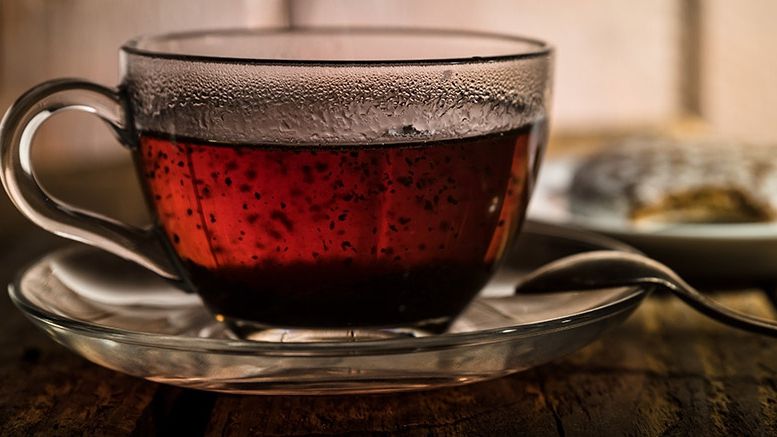 Названі шкідливі властивості чорного чаю