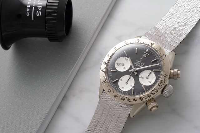 Унікальний годинник Rolex виставлений на аукціон - фото 234335