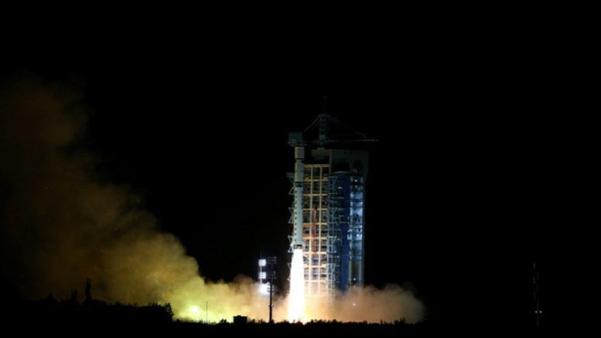 Китайська ракета-носій Чанчжен-2D була запущена з космодрому Цзюцюань - фото 1