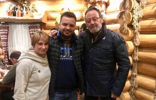 Актор Жан Рено у Карпатах заговорив українською