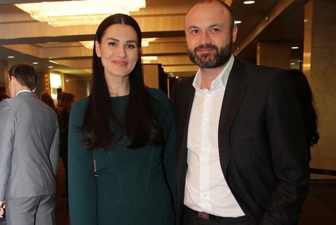 Маша Єфросиніна показала веселе фото з чоловіком