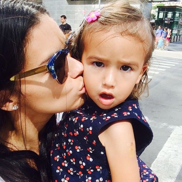 Чарівна Адріана Ліма показала своїх доньок