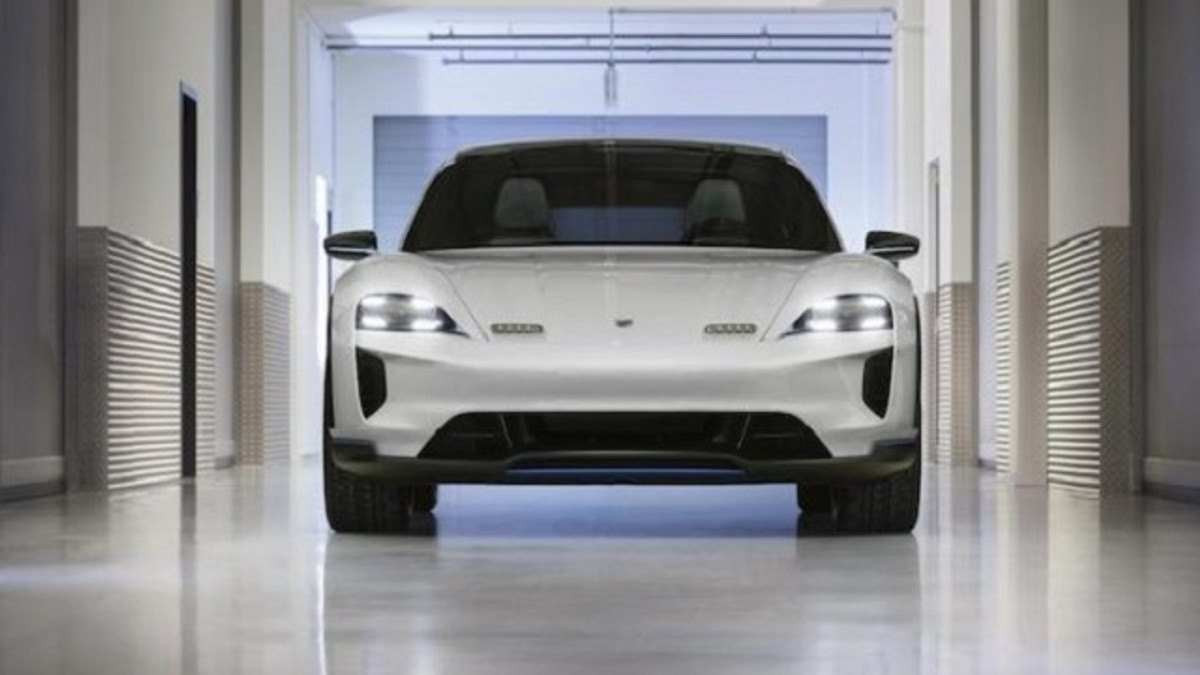 Porsche почне виробляти новий універсал підвищеної прохідності - фото 1