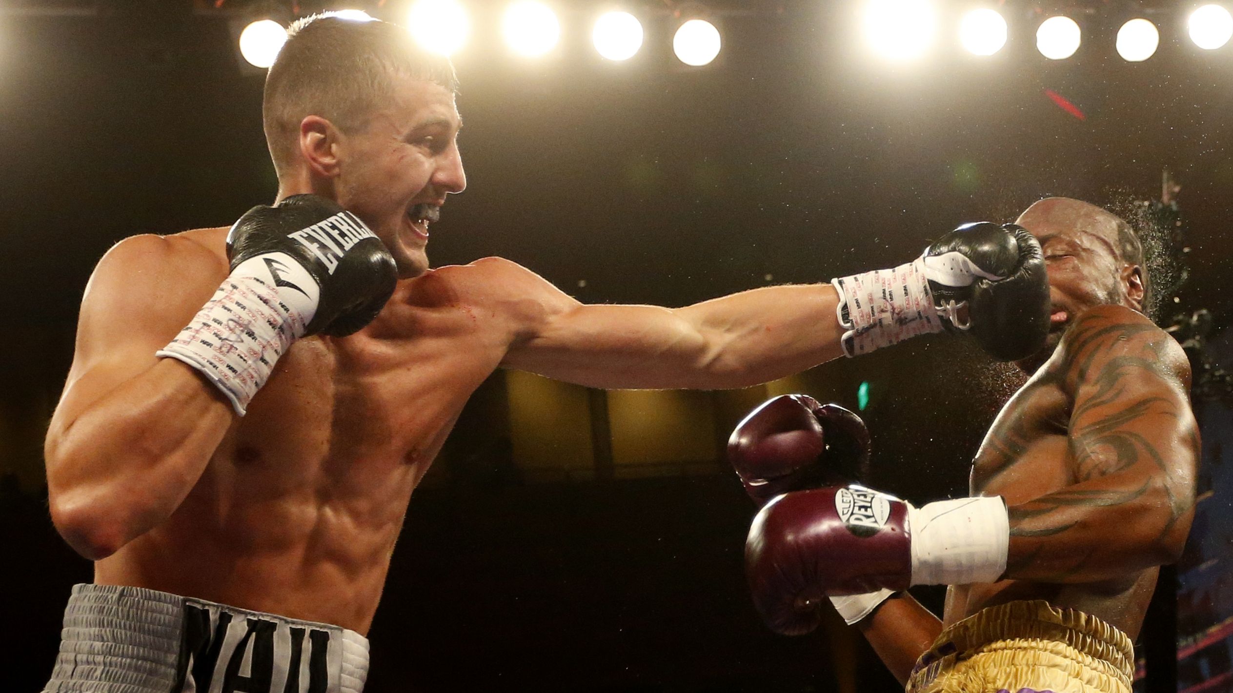 Гвоздика хочуть призначити офіційним претендентом на титул Ковальова - фото 1