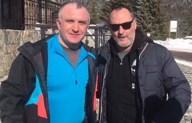 Актор Жан Рено у Карпатах заговорив українською - фото 231657