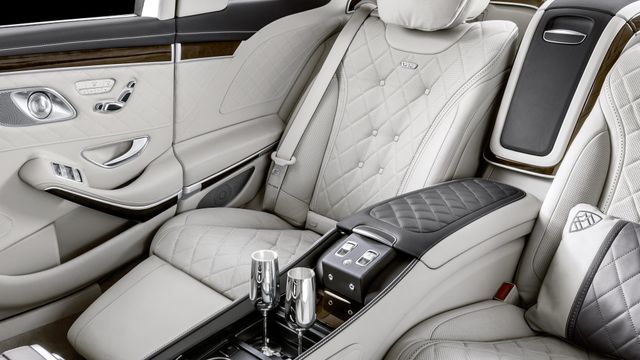 Новий Mercedes-Maybach Pullman - фото 233385