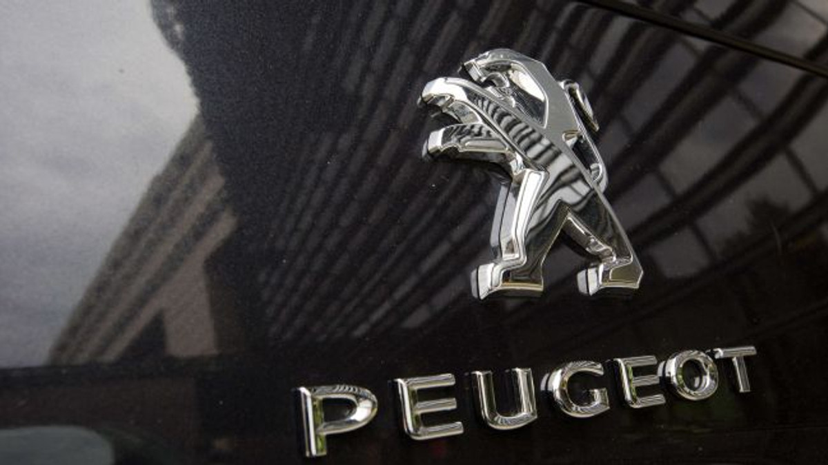 У мережі розсекретили оновлений Peugeot 408 - фото 1