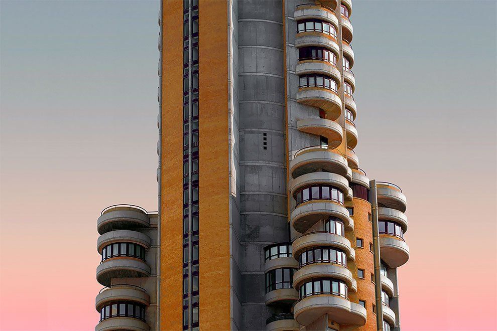 Інопланетна архітектура в туристичному місті Іспанії - фото 1