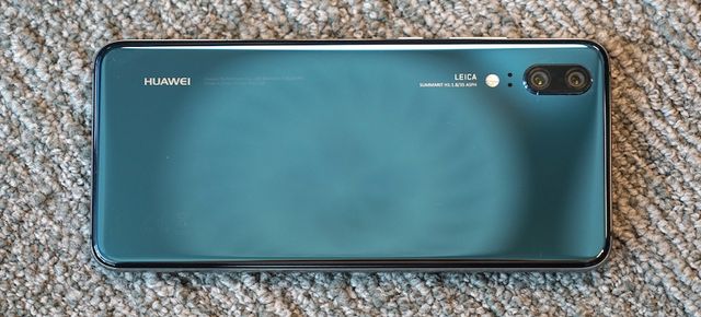 Huawei P20 та P20 Pro - фото 236013