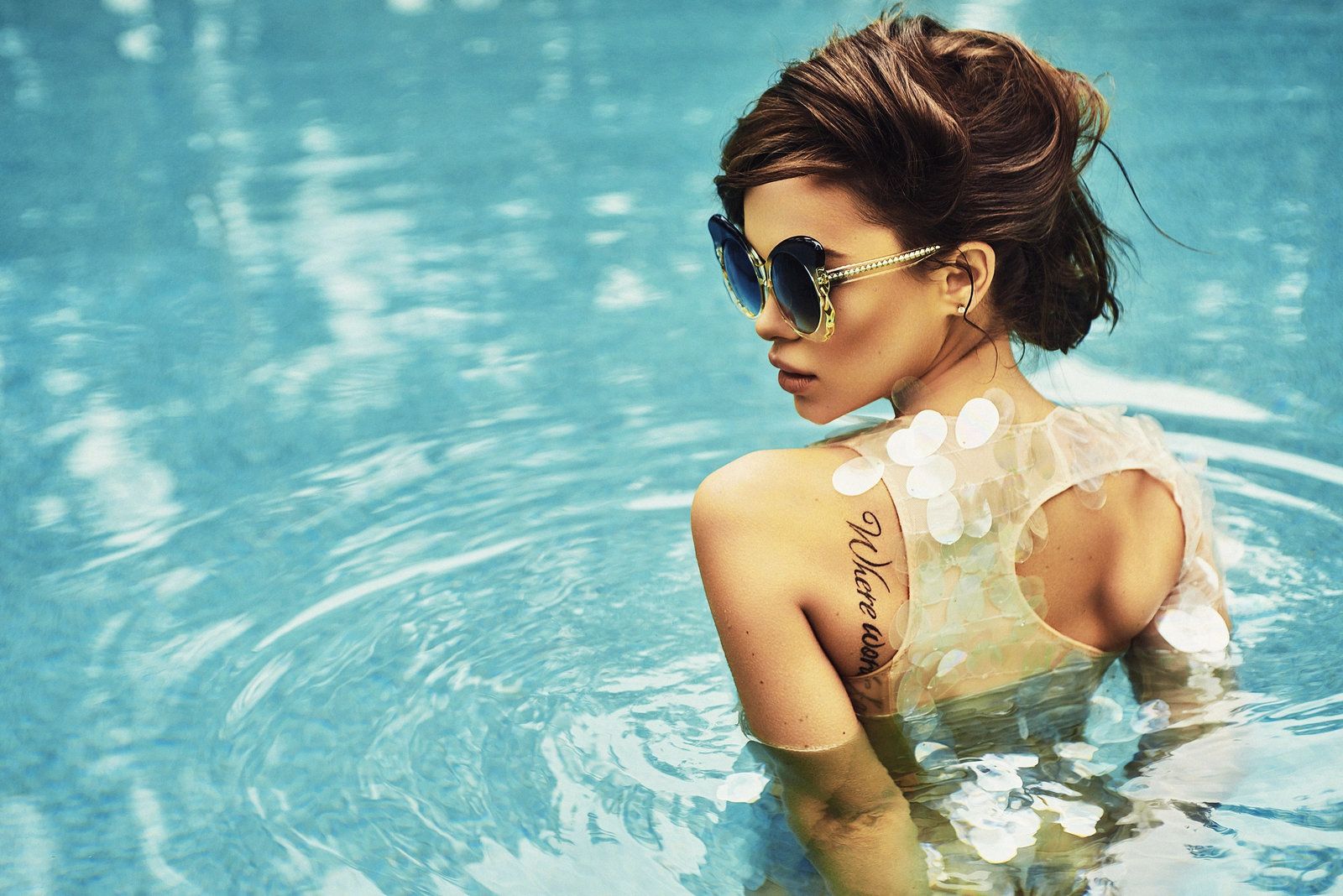 Знайди відмінності: Яремчук розвеселила кумедним фото - фото 1