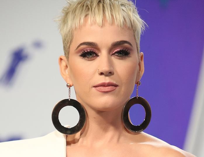 Кеті Перрі заспівала зі сцени для Орландо Блума