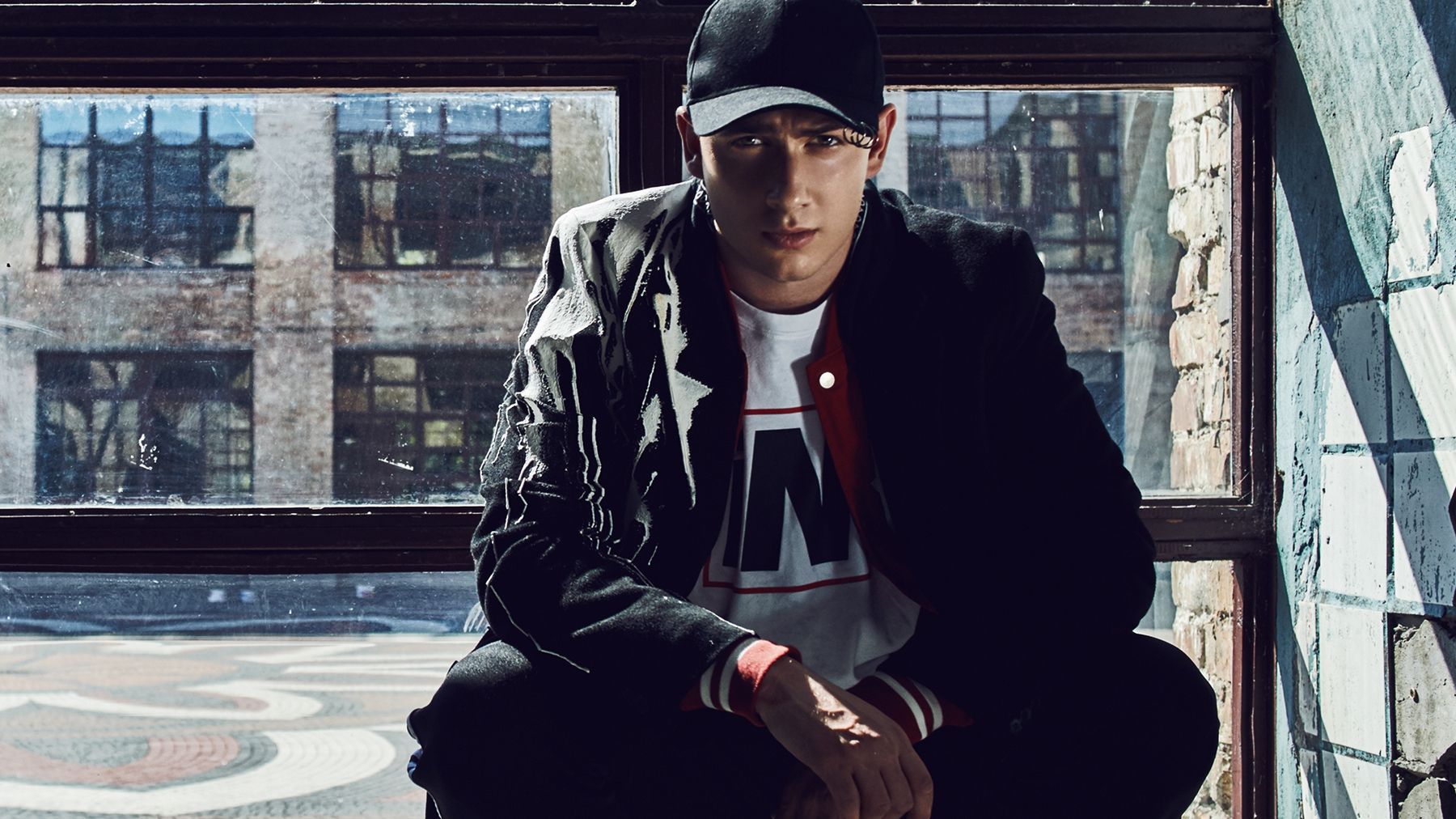 Казково: Ivan NAVI випустив нову драйвову новинку з провокаційним відео (16+)