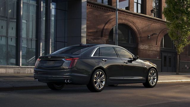 Компанія Cadillac офіційно розсекретила оновлений седан CT6 - фото 235217