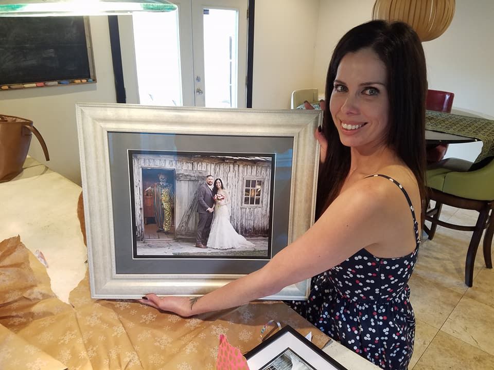 Чоловік шокував дружину страшним весільним фото