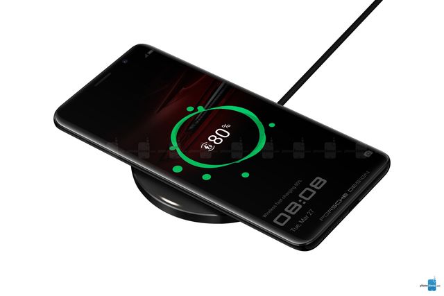 Huawei Porsche Design Mate RS - фото 236056