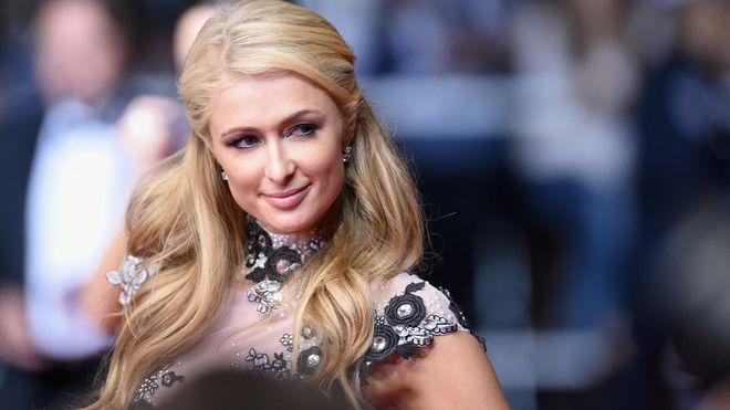 Періс Хілтон прибула до Львова на відкриття готелю: з'явилися фото