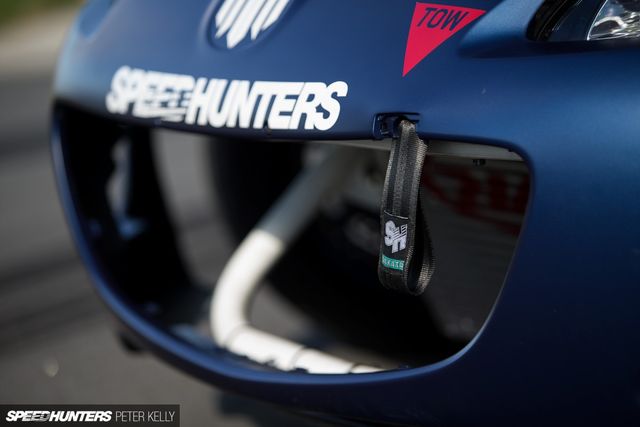 Пілота Red Bull провезли на 1032-сильній Mazda по трасі Формули-1 - фото 235242