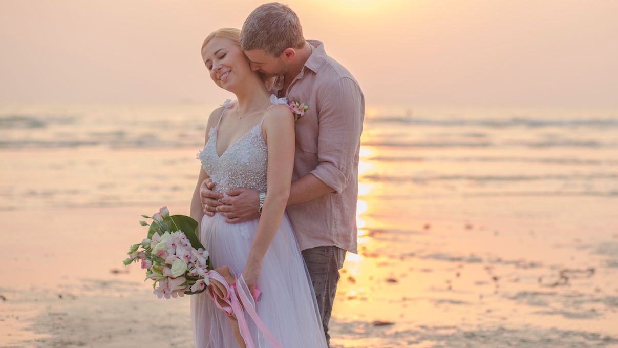 Тоня Матвієнко та Арсен Мірзоян у медовому місяці - фото 1