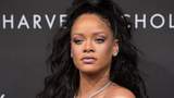 Rihanna поділилась вінтажним фото зі звичайних буднів