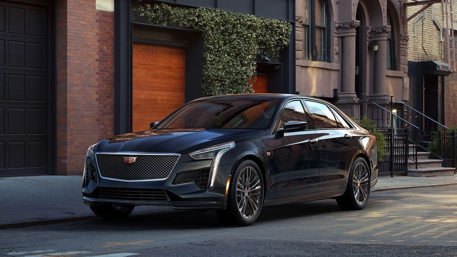 Компанія Cadillac офіційно розсекретила оновлений седан CT6
