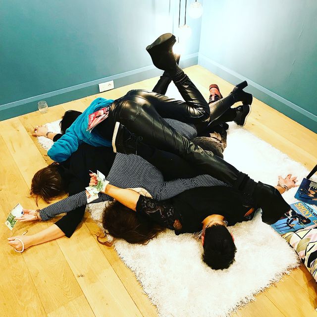 Веселі падіння людей від талановитого фотографа - фото 235845