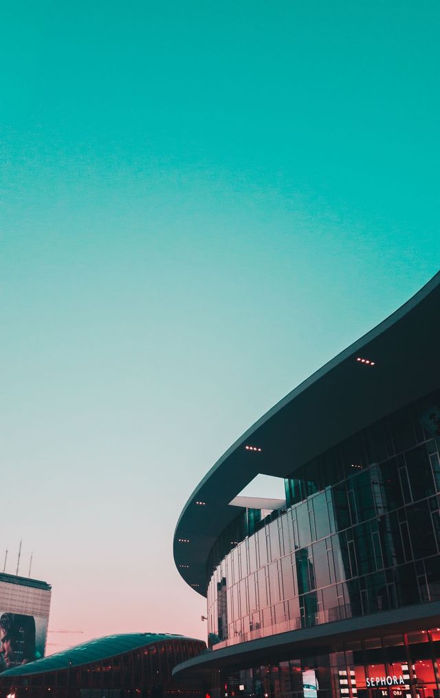 Фотограф зняв Мілан на камеру смартфона, і це неймовірно красиво - фото 237098