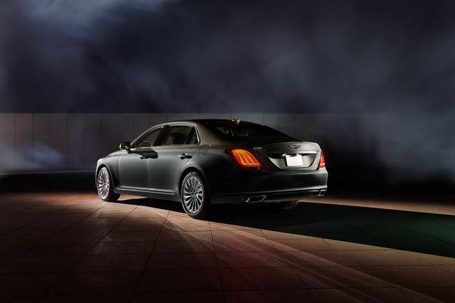 Як виглядають автомобілі, які будуть перевозити номінантів на Оскар - фото 230838