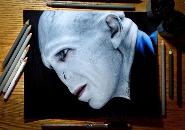 Художниця створює неймовірні малюнки, які важко відрізнити від фото - фото 237697