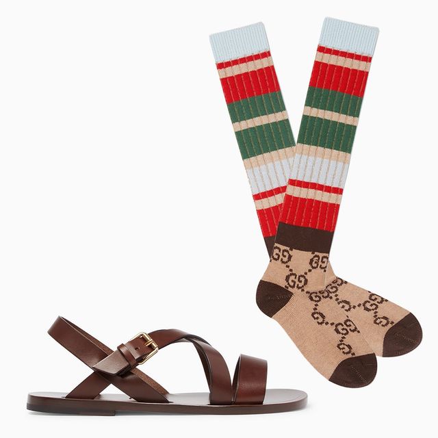 Сандалі зі шкарпетками: модні будинки дали добро - фото 242637