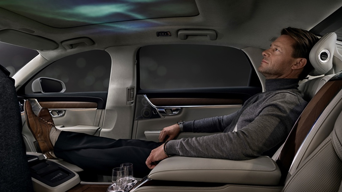 Volvo навчить смартфони впливати на атмосферу і запах у машині - фото 1