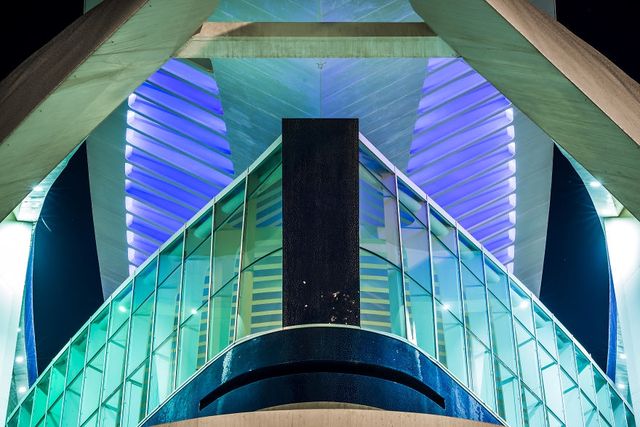 Космічна архітектура: Валенсія, від якої перехоплює подих - фото 238394