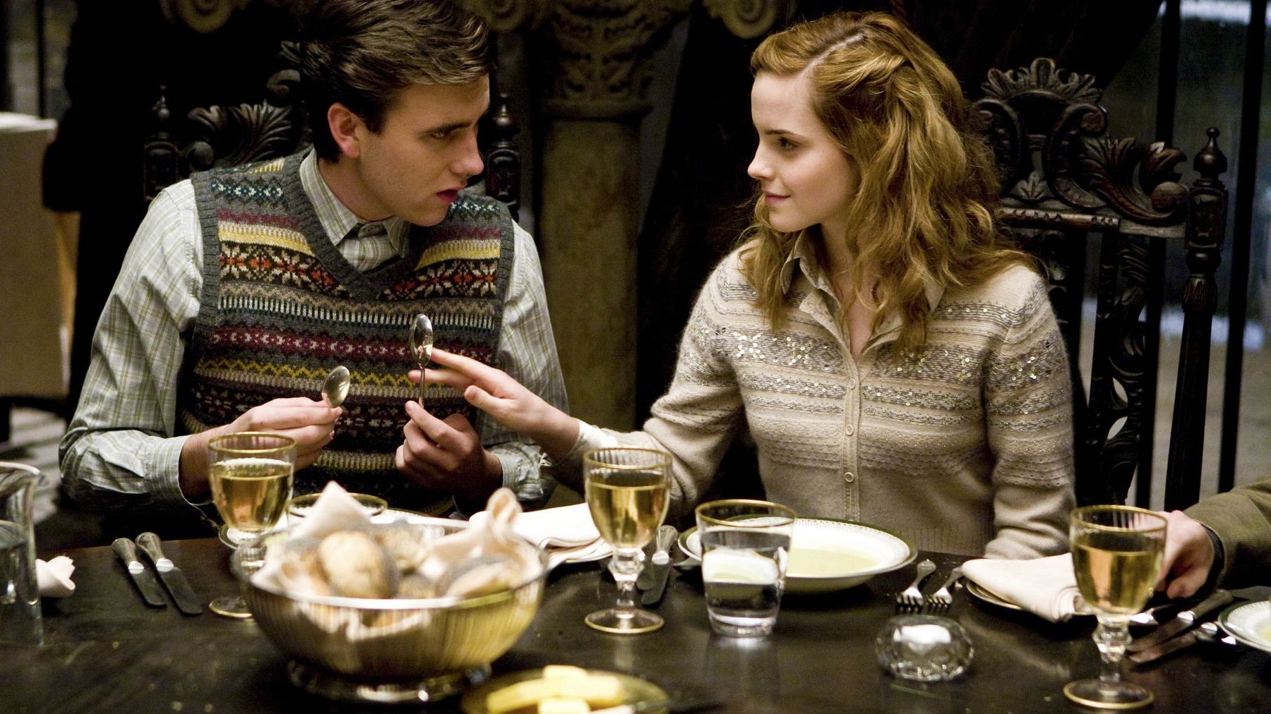 Актори Гаррі Поттера зустрілися через 7 років після останньої частини: фотофакт